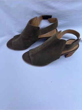 Franco Sarto Olive Suede Open-Toe Fall Slingback Block Heels Size 8